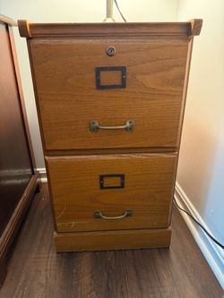 Vintage Oak 2-Drawer Filing Cabinet