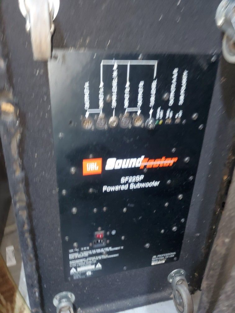 Powered Subwoofer JBL and B52 Matrix