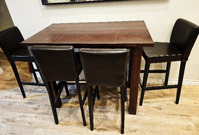 Bar / Pub Height Dining Table and Chairs