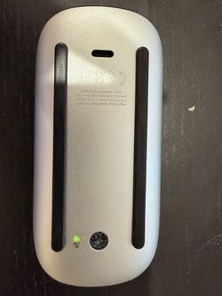 Apple Magic Mouse (Black, USB-C) - Like New