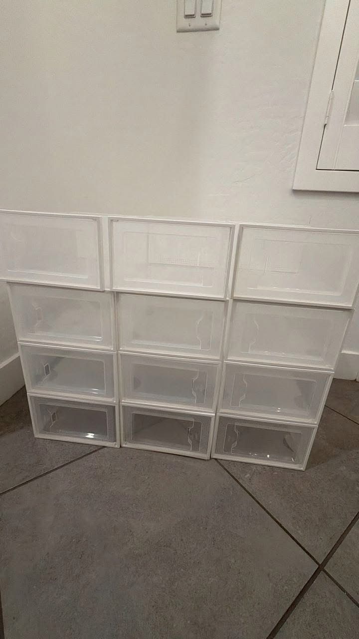 12 Shoe Storage Box, Clear Plastic Stackable Shoe Organizer for Closet