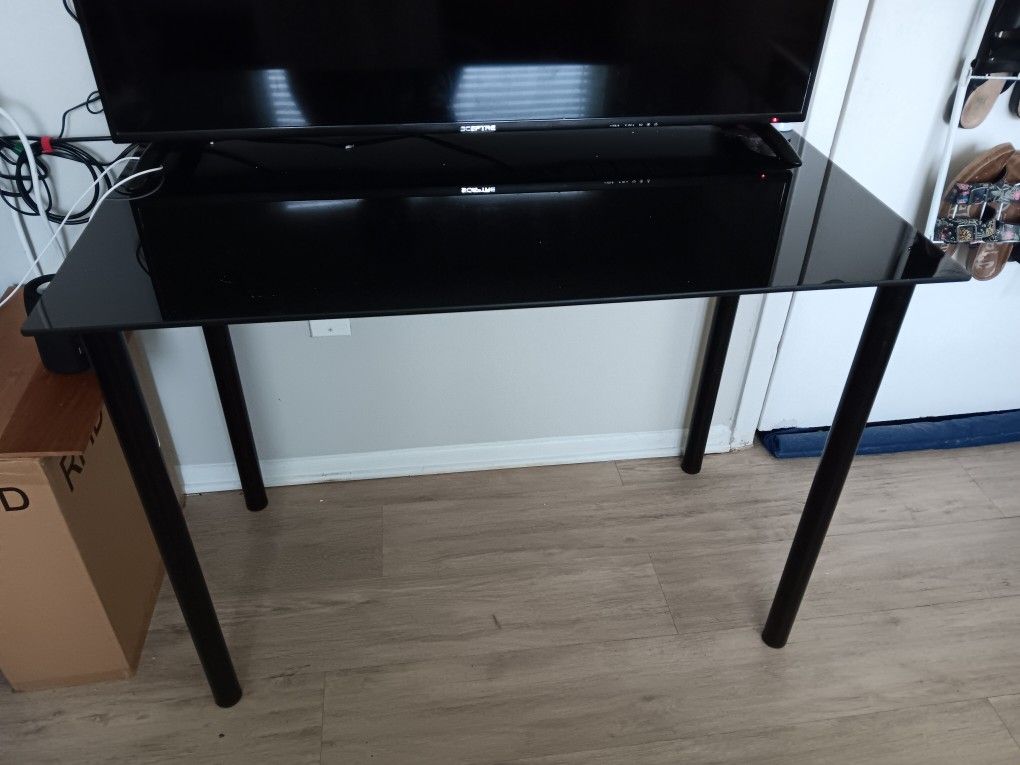 GLASS TOP DESK