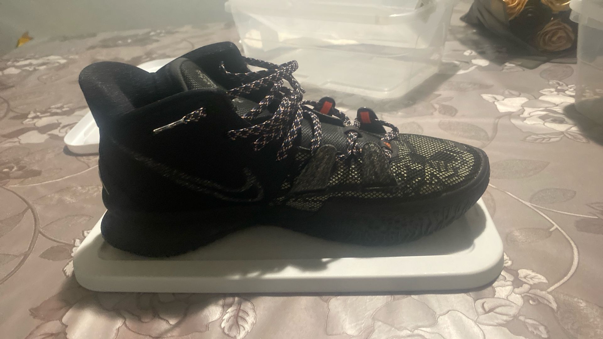 Nike Kyrie 7 EP