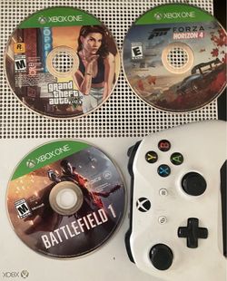 Xbox One S white with games and 1 white and 1 black controller