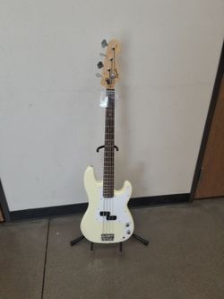 Fender Electric Bass Guitar PBass