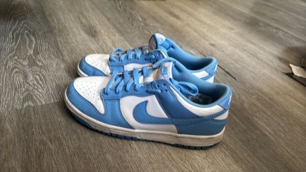 Nike dunk low UNC
