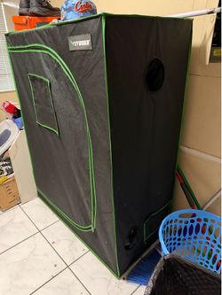 Vizosun indoor plant growing tent