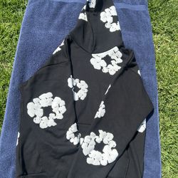 LARGE DENIM TEAR, BURBERRY ZIPUP, LV SIDE BAG