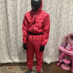 Saudí Game Costum  Size S  14/16 