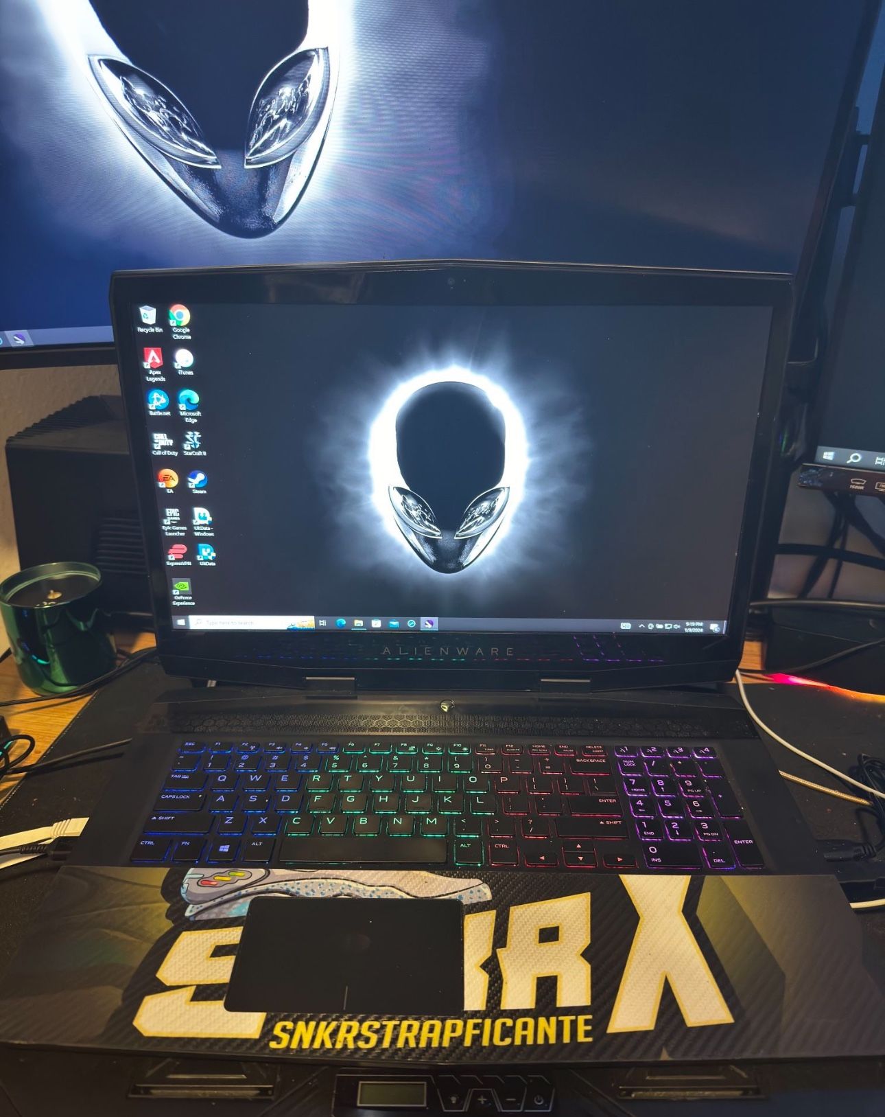 Alienware m17 Gaming Laptop Bundle – RTX 3080 + Graphics Amplifier – 2.5TB Storage