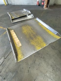 Heavy duty dock plates. 300 take all 3