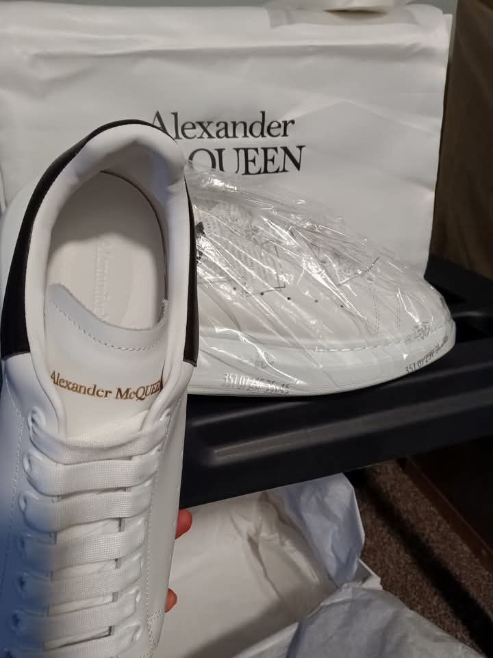 Alexander McQueen Sneakers Men