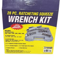 PITTSBURGH 28 PIECE RATCHETING SQUEEZE WRENCH KIT. This Is A Gift Quality Box!
