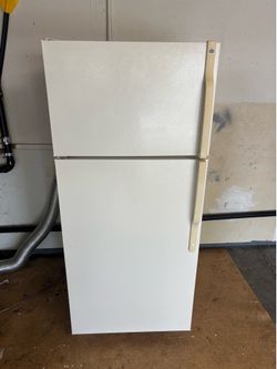 GE refrigerator