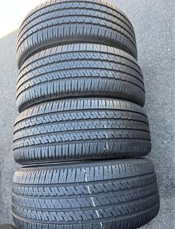 245/50/19 Bridgestone 📍📍 Vendo un set de llantas con 80% de vida las 4 📍🌟