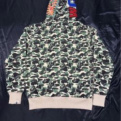 bape hoodie
