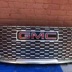 2021-2023 GMC YUKON DENALI GRILL 