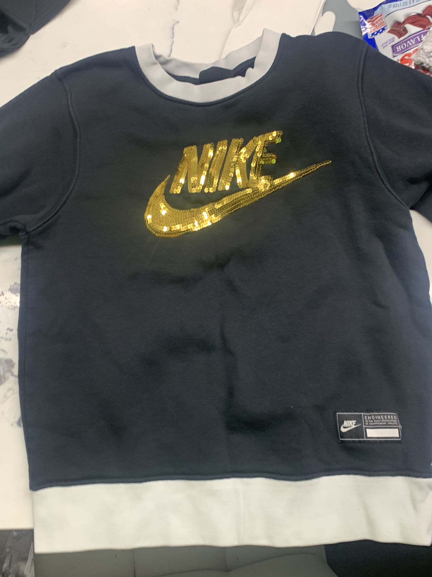 Nike Sportswear Icon Clash Fleece Crew Black/Gold Women's Sz XS NEW CU3564 010