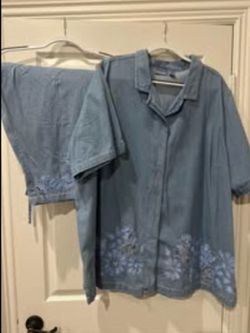 Liz & Me Denim Capri Set W Light Blue Cutout Details Size 3X 26/28