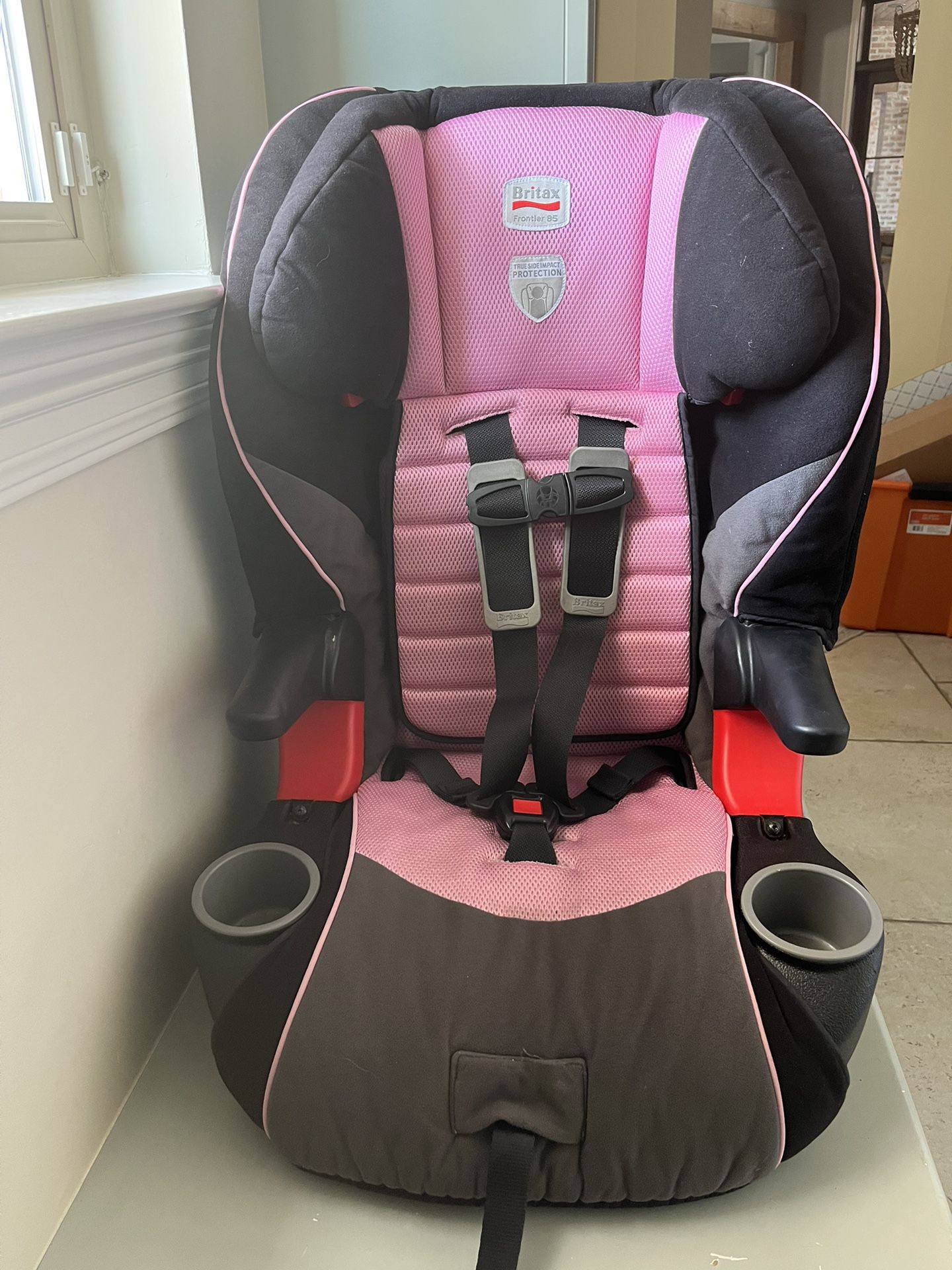 Britax Frontier 80 Toddler Booster Car Seat 2009 Pink Sky 