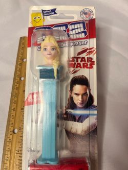 Rare Misprinted Pez Candy Dispenser Package— Disney Frozen And Star Wars