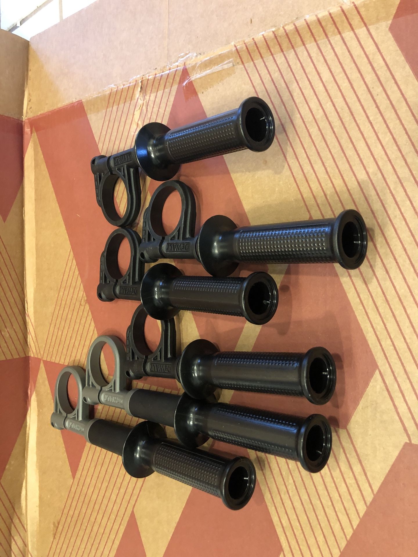 New Dewalt Drill Screw In Handles Fit 20 Volt Drills