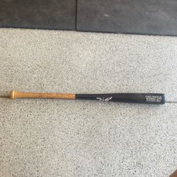 Pro Maple Model 271 33 Inch Wood Bat