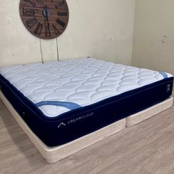 Like New, Fast Delivery Available — The DreamCloud "Premier" King Mattress