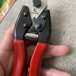 New Cable Cutters $15