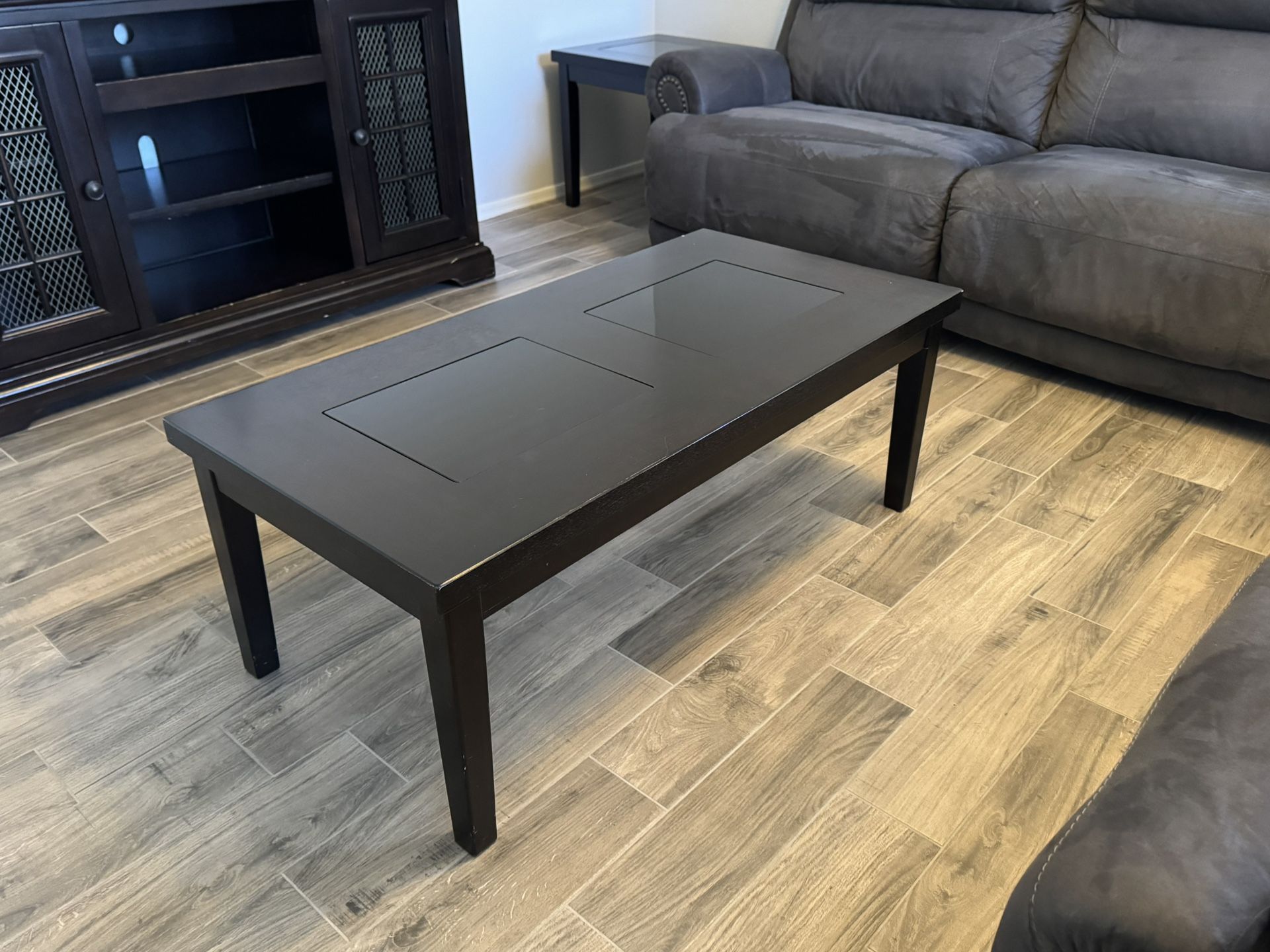 Coffee Table And Ends