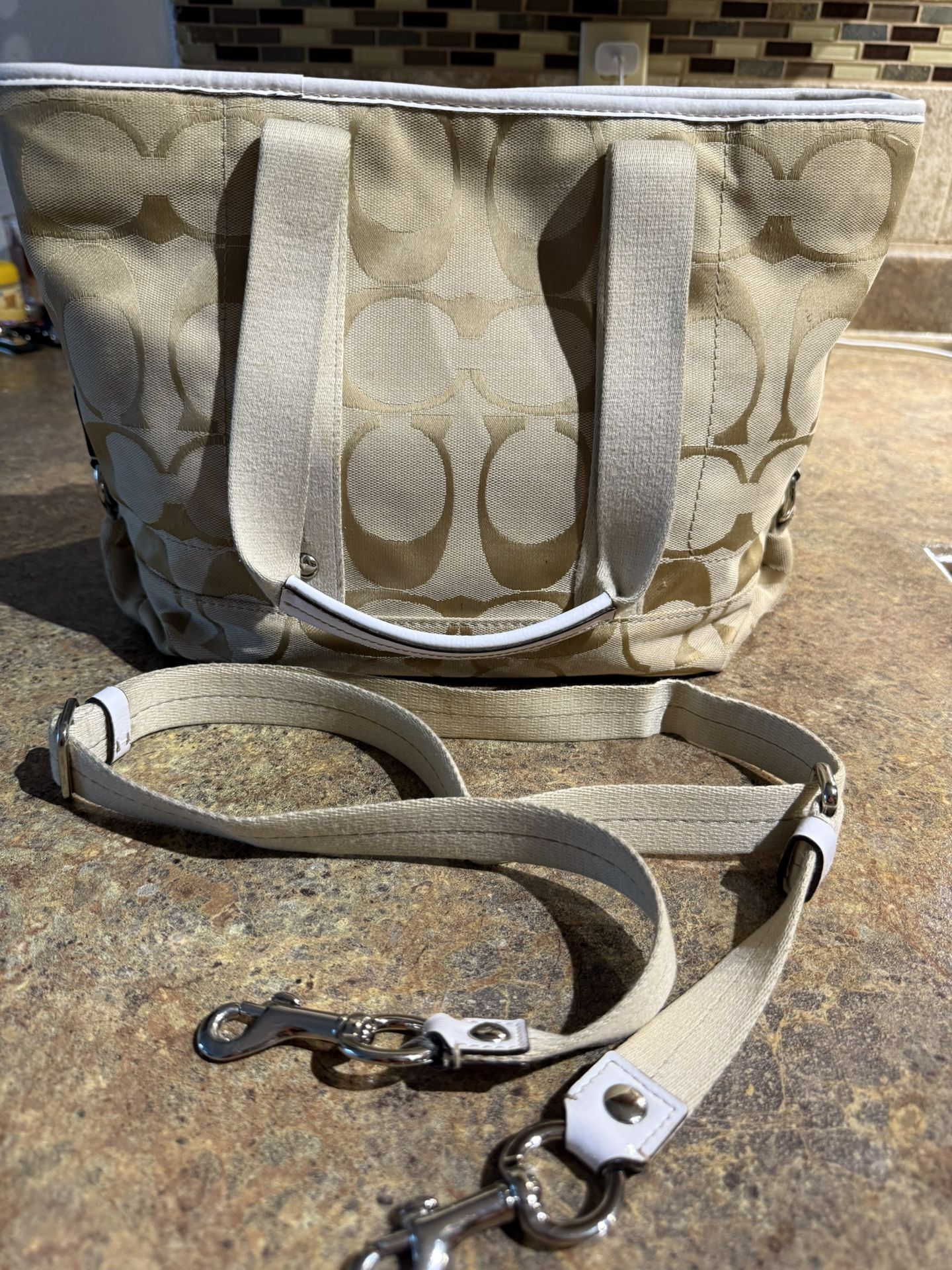 Coach Shoulder Purse Or Over The Shoulder