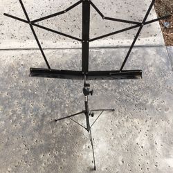 Music Sheet Holder
