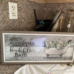 Hanging Picture For Your Bathroom Very Lovely Colors