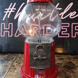 1985 Vintage Red CAROUSEL Gumball Machine Metal W/ Glass Globe WORKS 15inch


This 1985 Vintage Red Carousel Gumball Machine is a classic piece of nos