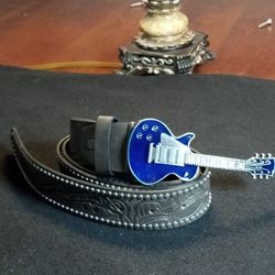 New Belt With Buckle