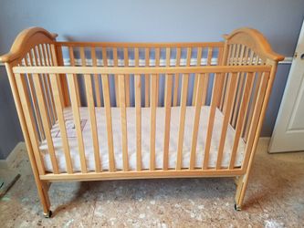 Baby crib