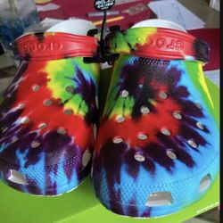 ❤️Valentines NEW 9m, 11w Crocs Unisex Sandals SALE. $35  🍀