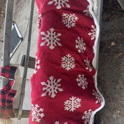 Christmas Treee Large Skirt Brand New