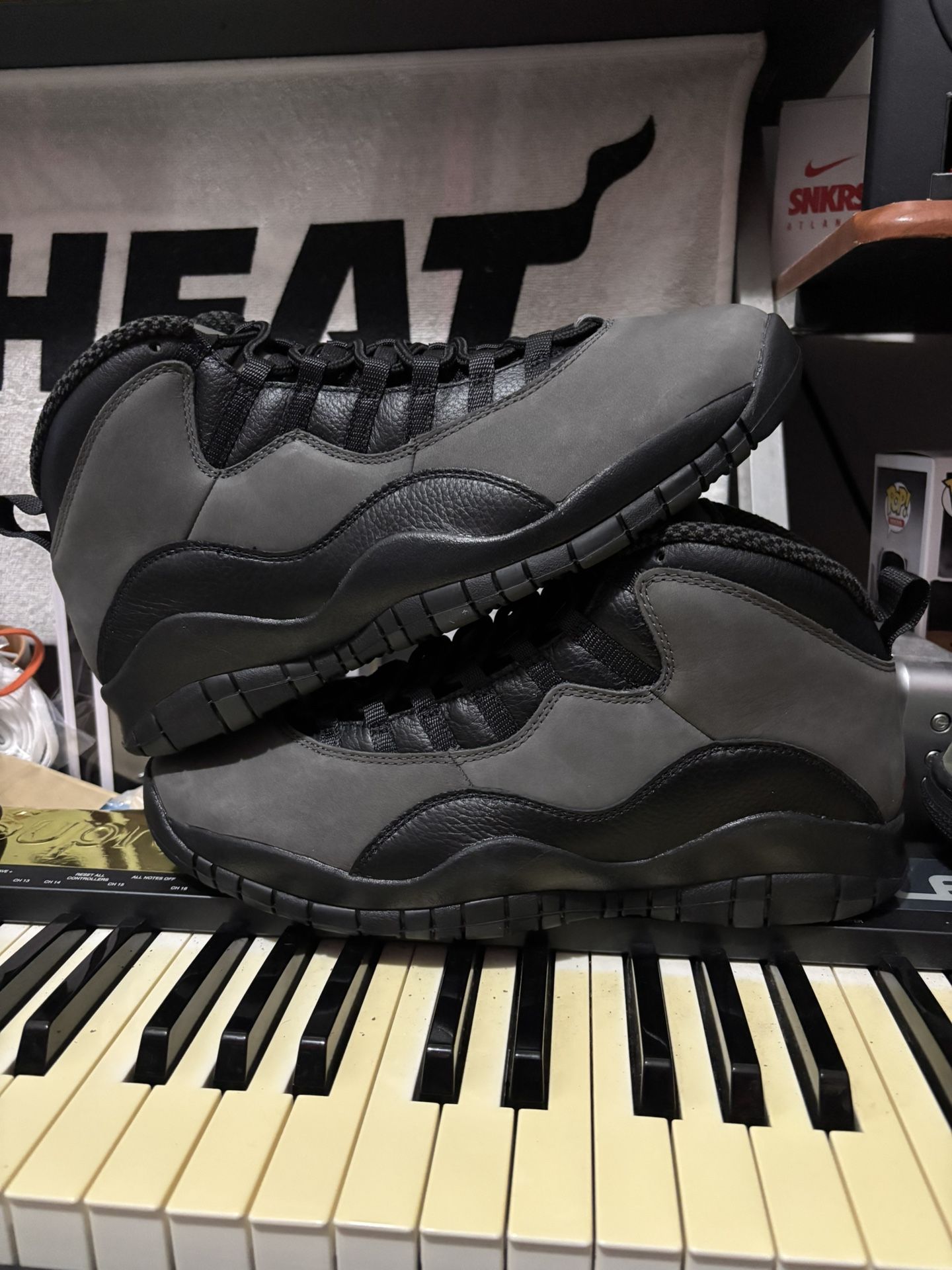 Jordan 10 “Shadow” Size 11 (DS)