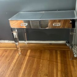 Mirror Desk