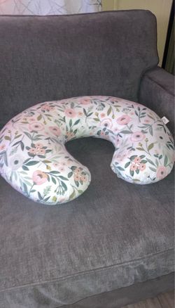 Boppi baby pillow