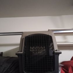 Dog Crate/Kennel 