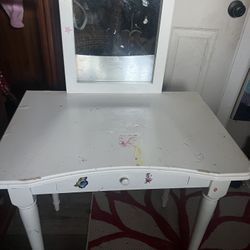 Girls Vanity Pottery Barn 
