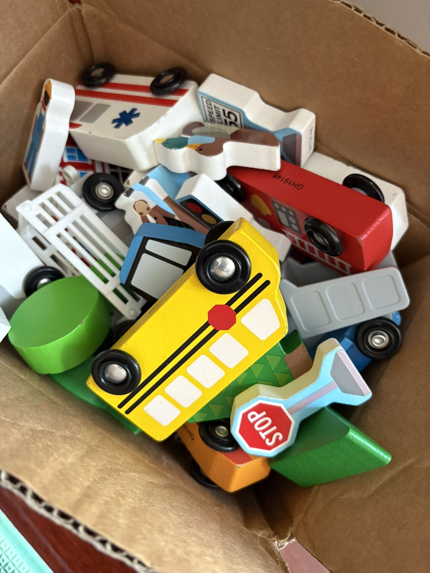 Melissa And Doug Wooden Town Playset