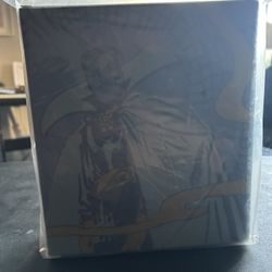 Brand New Sealed Mezco Dr Strange