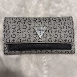 Guess grey wallet