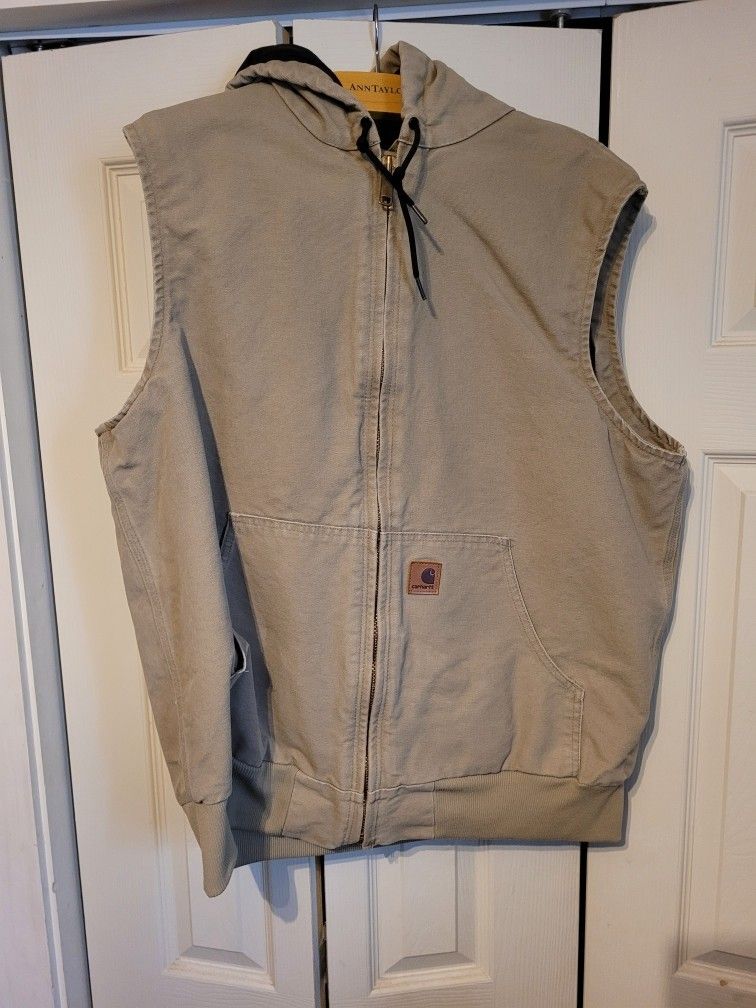 Carhartt Hooded Quilted Lined Men’s Tan Full Zip Vest Size XL. Discontinued Color