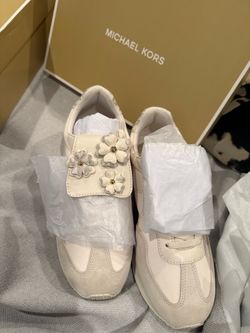 Mk tennis shoes