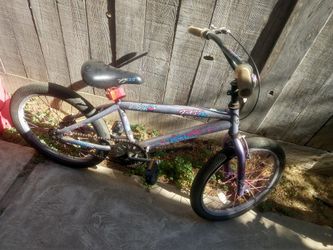 20 inch Taboo bike/ pink