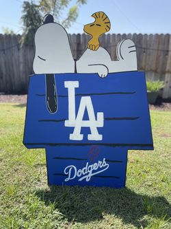Hand Painted -Dodger Snoopy Lawn Decor(ANY TEAM)